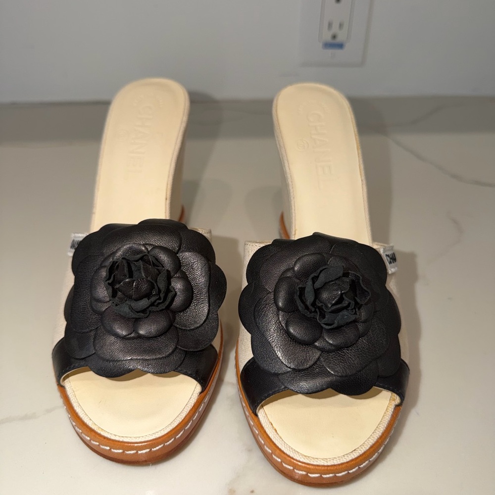 CHANEL Black Leather Camellia Wedge Slide Sandals